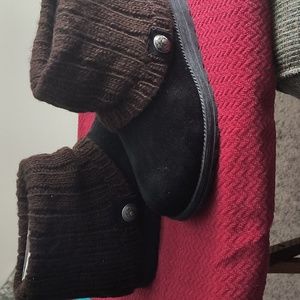 Muk Luks Brown Sweater boots Water resistant size 7